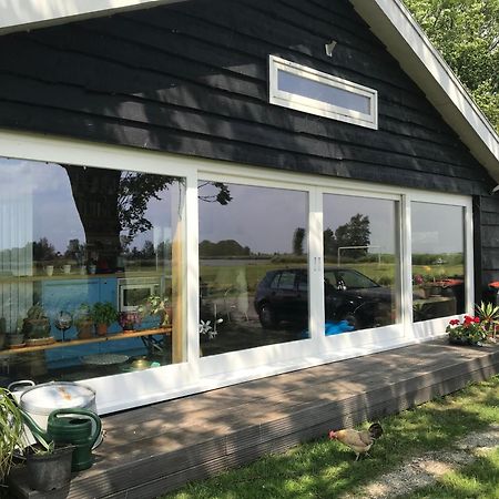 Over Lake Monnickendam Exterior foto
